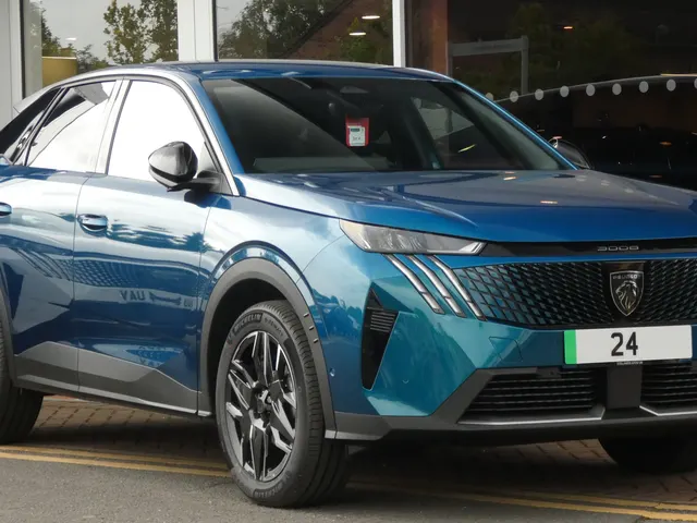 Peugeot e-3008