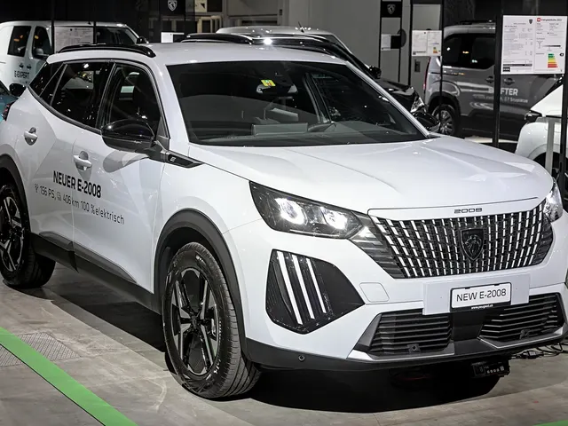 Peugeot e-2008