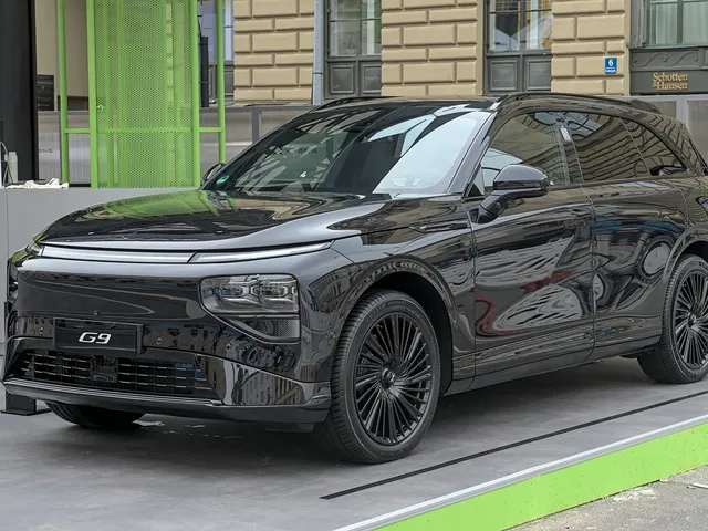 XPeng G9
