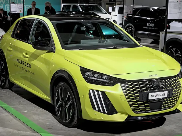 Peugeot e-208